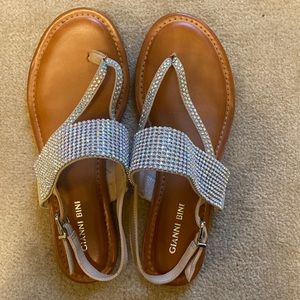 Gianni Bini size 8 sandals